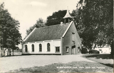 GAV-PK-K-064-g De NH kerk met pastorie aan de Woudweg in Klarenbeek.