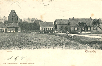 GAV-PK-T-080 De Vaassenseweg in Terwolde met zicht op de NH kerk en de school., 1900 - 1903