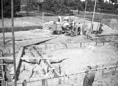 25911 FDHEEMAFA 083 Bouw van de nieuwe vestiging in Coevorden, 1948-09-23