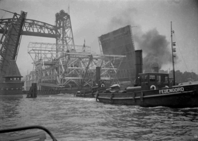 25967 FDHEEMAFF 309 Tinbaggermolen Doejoeng , voor de Billiton Mij gebouwd op de werf van J. & K. Smit in Kinderdijk, ...