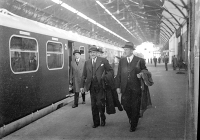 26052 FDHEEMAFF 328 Diverse foto 's gemaakt tijdens de overdracht van elektrische treinstellen aan de Nederlandse ...