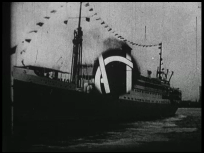 12126BB01870A Eerste deel van een documentaire over volksgebruiken in Twente, vanaf het voorjaar tot oudejaarsavond, ...