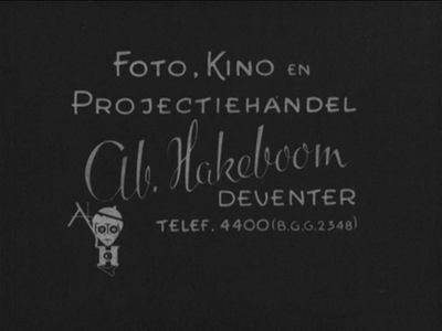 13141BB02546 Samenvatting: Reportage over de bouw en opening van de Wilhelminabrug in Deventer, een verkeersbrug over ...