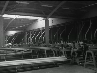 6707BB07163 Een bedrijfsfilm van kunststofproducent Wavin uit Hardenberg, met beelden van een Romeins aquaduct, ...