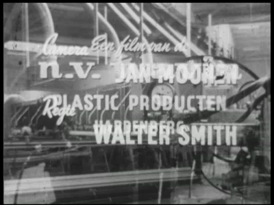 6710BB07166 Een bedrijfsfilm van kunststofproducent Wavin uit Hardenberg, met beelden van loden buizen, buizen van ...