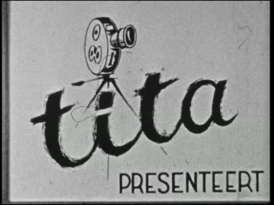 8243BB04027 Film van Gezinsoord Overijssel Hardenberg.Ondertitel film ?Potverteren?.Personeel gaat met U.V.V. busje op ...