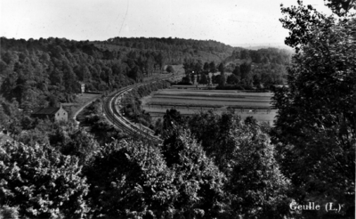 161583 Gezicht op de spoorbaan te Geulle, vanaf de Snijdersberg.