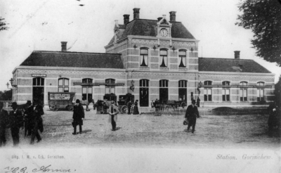 150318 Gezicht op het H.S.M-station Gorinchem te Gorinchem.