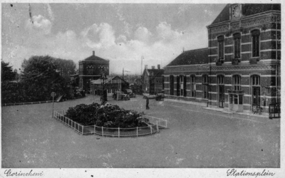 161594 Gezicht op het N.S.-station Gorinchem te Gorinchem.