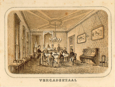 31499 Interieur van het Haagsche Koffiehuis (Vredenburg C 730) te Utrecht: de vergaderzaal.N.B. Het adres Vredenburg C ...