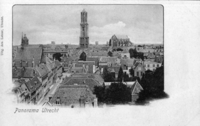 26369 Overzicht van het zuidelijk deel van de binnenstad van Utrecht, vanaf de St.-Catharinakerk (Lange Nieuwstraat), ...