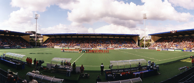 123554 Gezicht in het stadion Galgenwaard (Herculesplein) te Utrecht voor het begin van de wedstrijd Nederland - Canada ...