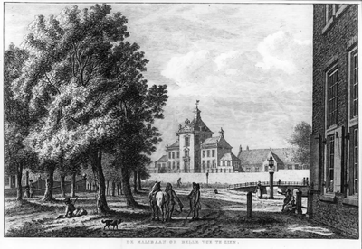 35545 Gezicht vanaf het begin van de Maliebaan te Utrecht bij het Maliehuis (rechts) met op de achtergrond het huis Bellevue.