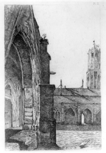 37044 Gezicht op de westelijke arm van de kruisgang van de Domkerk te Utrecht met links een gedeelte van de oostelijke ...
