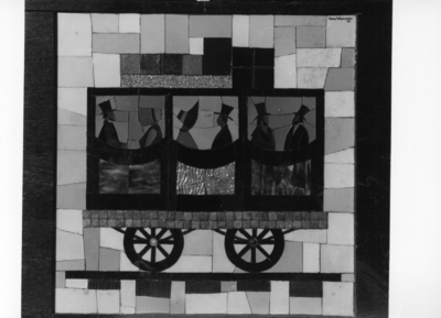 156062 Afbeelding van een gedeelte van het door Kees Wuisman ontworpen mozaïek in de loketbalie van N.S.-station Emmen ...