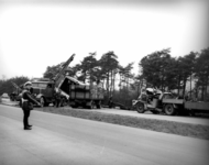 125260 Afbeelding van een verkeersongeval op een onbekende Rijksweg in de omgeving van Utrecht.