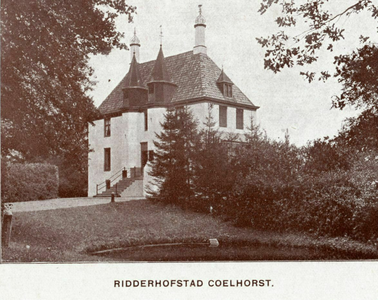 92367 Gezicht op de voor- en rechtergevel van het huis Coelhorst bij Hoogland.N.B. De gemeente Hoogland is per 1 ...