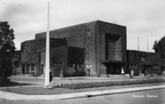 161485 Gezicht op het N.S.-station Naarden-Bussum te Bussum.