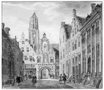 35571 Gezicht in de Lange Nieuwstraat te Utrecht met de poort van de St. Paulusabdij, de Pauluspoort, en daarachter de ...