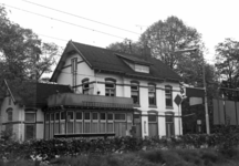 150688 Gezicht op het N.S.-station Soestduinen te Soestduinen.