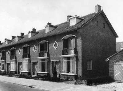 69417 Gezicht op de huizen Catharina van Renneslaan 1-hoger te Utrecht.