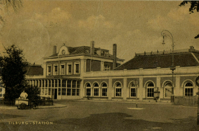 163133 Gezicht op het N.S.-station Tilburg te Tilburg.