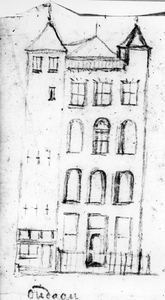 35706 Afbeelding van de voorgevel van het huis Oudaen aan de Oudegracht te Utrecht.N.B. Het huis Oudaen heeft sinds ...
