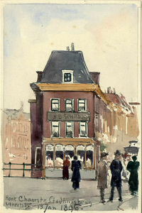 39403 Gezicht vanaf de Stadhuisbrug te Utrecht op de voorgevel van het huis Choorstraat 2, de kledingwinkel van J.B. ...