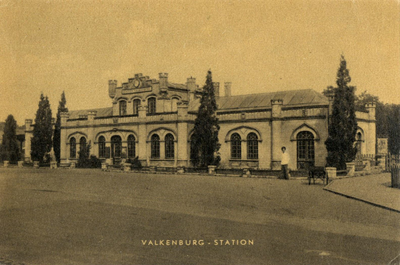 164752 Gezicht op het N.S.-station Valkenburg te Valkenburg.