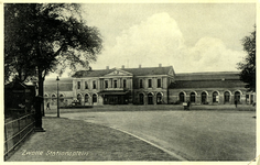 164871 Gezicht op het N.S.-station Zwolle te Zwolle.