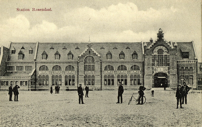 164975 Gezicht op het S.S.-station Roosendaal te Roosendaal.