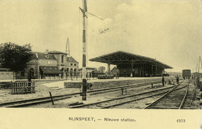 165106 Gezicht op het N.C.S.-station Nunspeet te Nunspeet.