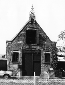 93516 Gezicht op de voorgevel van het graanpakhuis Klapstraat 9 te Vreeland (gemeente Loenen aan de Vecht).