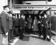 102741 Afbeelding van de officiële opening van de brandweerkazerne Hoofdwacht burgemeester De Ranitz (Vliegend Hertlaan ...