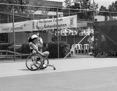 103740 Afbeelding van tennisser Chantal Vandierendonck tijdens de 14th Dutch Open Wheelchair Tennis Championships ...