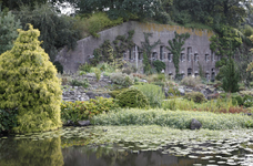 806547 Gezicht in de Botanische Tuinen van de Universiteit Utrecht in het Fort Hoofddijk (Budapestlaan 17) te Utrecht.