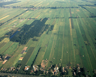 50421 Luchtfoto van de Polder de Gagel te Utrecht en te Groenekan (gemeente Maartensdijk) uit het zuidwesten; met op de ...