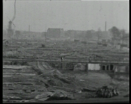504 Treinrit langs het gebombardeerde Rotterdam, Reünie Rijks Kweekschool, omstreeks begin 1940