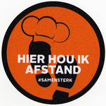  Vloersticker afkomstig van banketbakkerij Mens en Westerbos met de boodschap afstand te houden