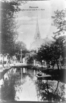 107; De Kerkstraat te Abcoude met op de achtergrond de Rooms-Katholieke kerk