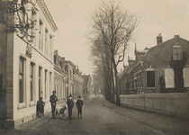 199; De Stationsstraat te Abcoude