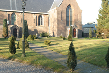  Kerkhof Dorpskerk