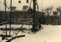  Hotel De Nederlanden gezien vanaf de Van Leerbrug in de winter