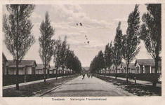 Trb_102. De astbestwoningen aan de Zonnestraat, toentertijd de Verlengde Treebeekstraat., ca. 1925