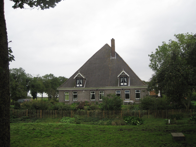 WAT120003500 Stolpboerderij aan de Oosterweg nummer M 9.