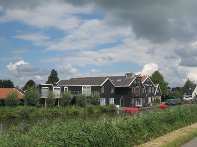 WAT120003288 Hotel 'De Purmer Eend' ruim honderd jaar geleden was dit een graanmaalderij.