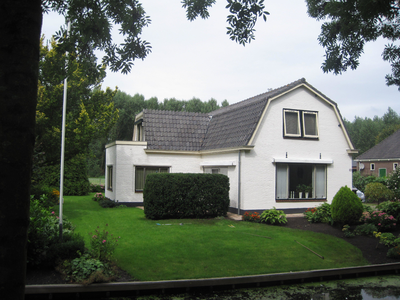 WAT120003454 Villa aan de Westerweg nummer 7.