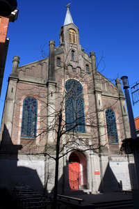 WAT120003809 Midden in de Hoogstraat op nummer 18 staat de Evangelisch Lutherse Kerk, die is gebouwd. Het gebouw uit ...