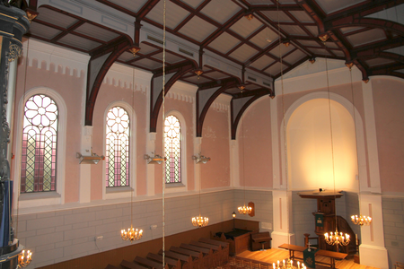 WAT120003799 Midden in de Hoogstraat op nummer 18 staat de Evangelisch Lutherse Kerk, die is gebouwd. Het gebouw uit ...