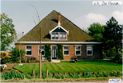 CPH_map1_071 Stolpboerderij ''De Hoop'' van de heer Jan Koopman aan de Westerweg nummer 38.Achtergrondinformatie: Jan ...